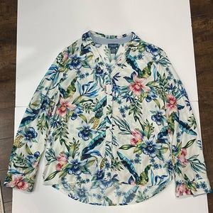 Caribbean Joe Women's Woven Roll Tab Shirt Button Down Shirt Floral Print Size L